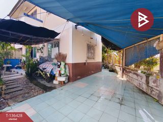 Reihenhaus zum Kauf mit 3 Zimmer in Sam Phran, Nakhon Pathom