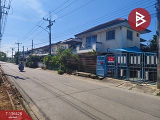 Reihenhaus zum Kauf mit 3 Zimmer in Sam Phran, Nakhon Pathom