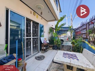 Reihenhaus zum Kauf mit 3 Zimmer in Sam Phran, Nakhon Pathom