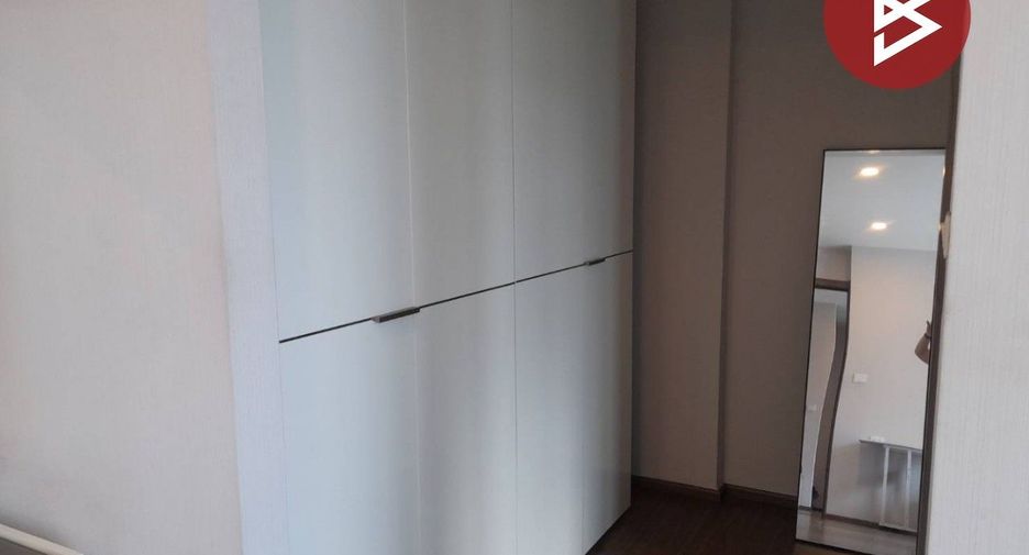 For sale 2 bedrooms condo in Huai Khwang, Bangkok