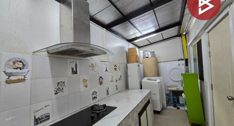 Reihenhaus zum Kauf mit 3 Zimmer in Bang Yai, Nonthaburi