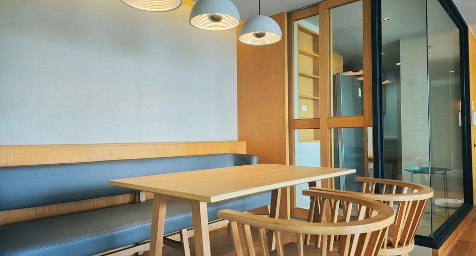 For sale 3 bedrooms condo in Yan Nawa, Bangkok