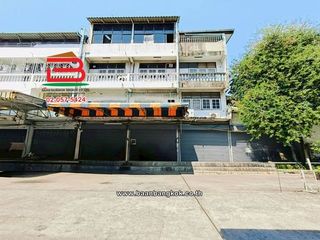 For sale retail Space in Wang Thonglang, Bangkok