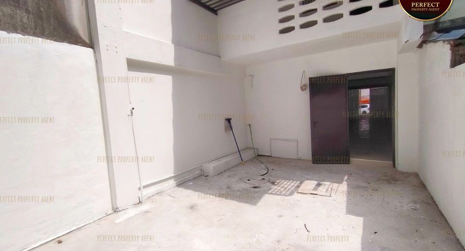 Gewerbefläche zum Kauf mit 5 Zimmer in Bang Khun Thian, Bangkok