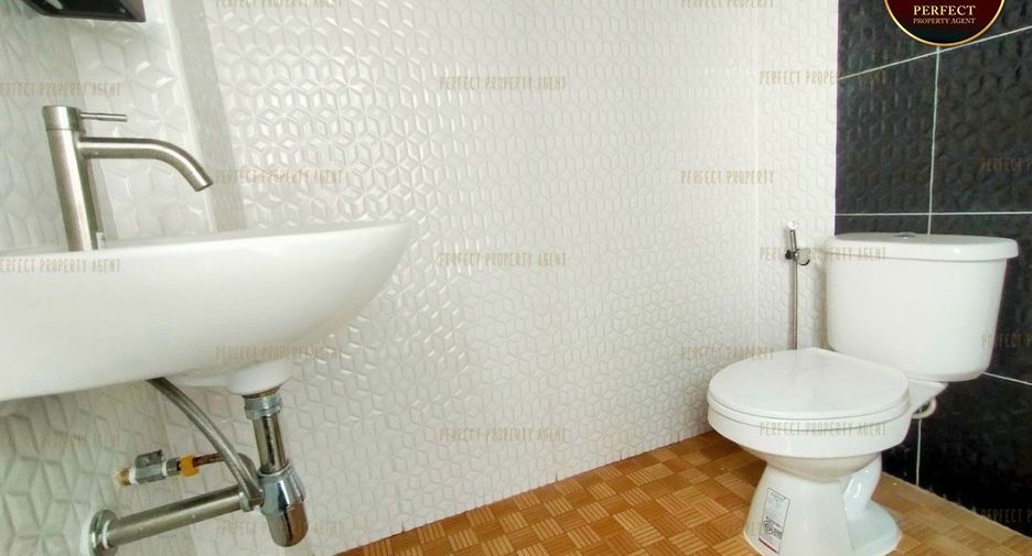 Gewerbefläche zum Kauf mit 5 Zimmer in Bang Khun Thian, Bangkok