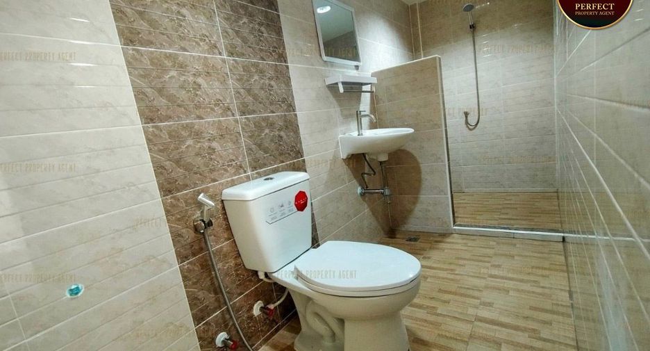 Gewerbefläche zum Kauf mit 5 Zimmer in Bang Khun Thian, Bangkok
