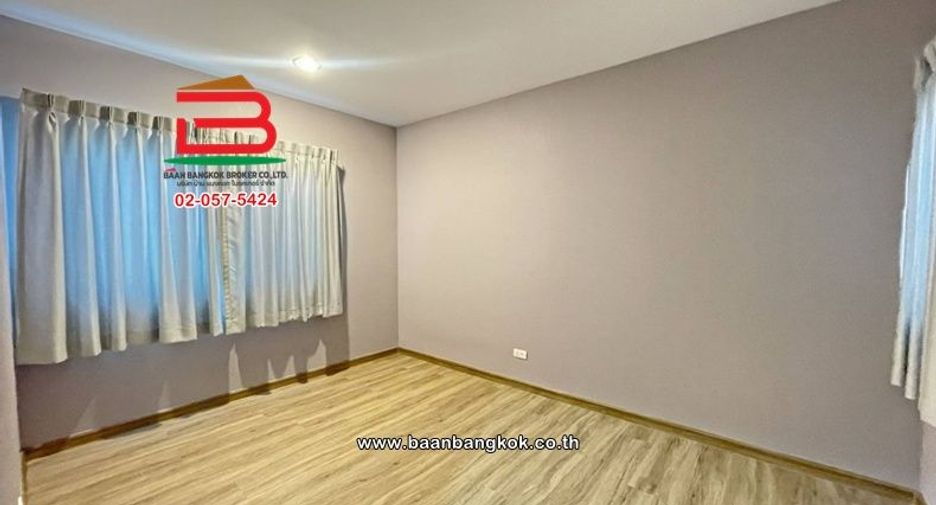 For sale 3 bedrooms house in Khlong Luang, Pathum Thani