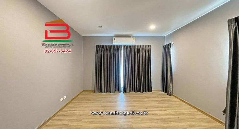 For sale 3 bedrooms house in Khlong Luang, Pathum Thani