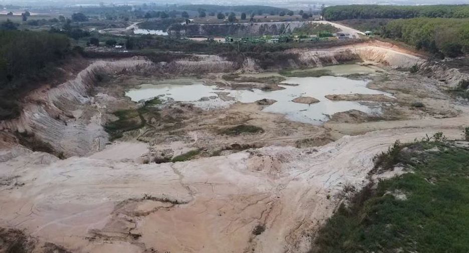 À vendre terrain à Si Racha, Chonburi