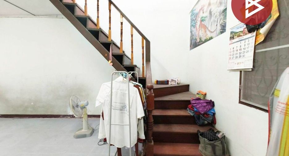 Reihenhaus zum Kauf mit 2 Zimmer in Phra Samut Chedi, Samut Prakan