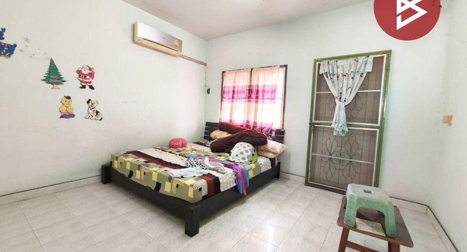 Reihenhaus zum Kauf mit 2 Zimmer in Phra Samut Chedi, Samut Prakan