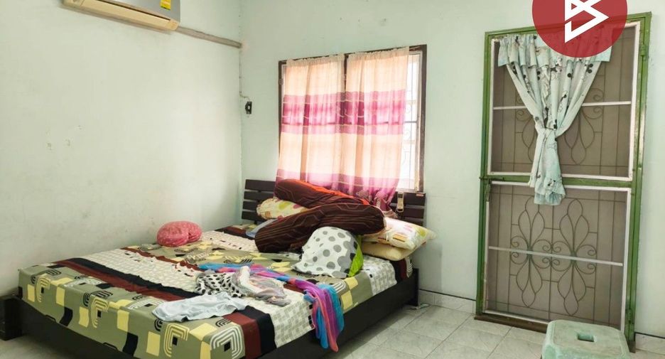 Reihenhaus zum Kauf mit 2 Zimmer in Phra Samut Chedi, Samut Prakan
