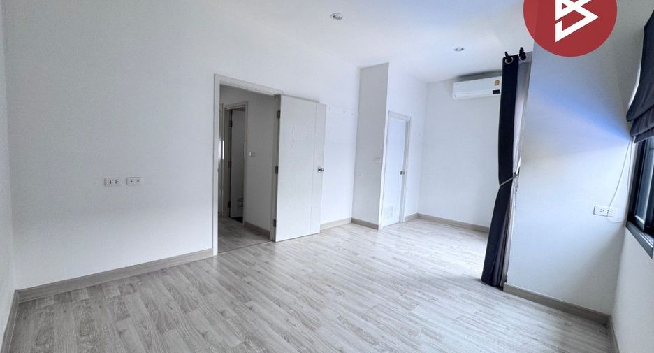 For rent そして for sale 3 ベッドルーム townhouse in Lam Luk Ka, Pathum Thani