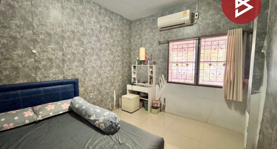 Casa adosada en venta de 2 habitaciones en Si Racha, Chonburi