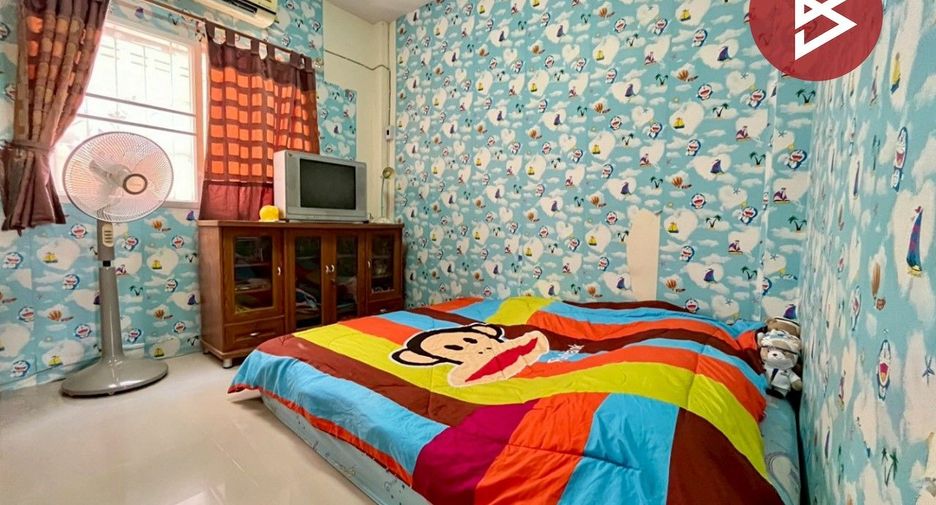 For sale 4 bedrooms townhouse in Bang Phli, Samut Prakan