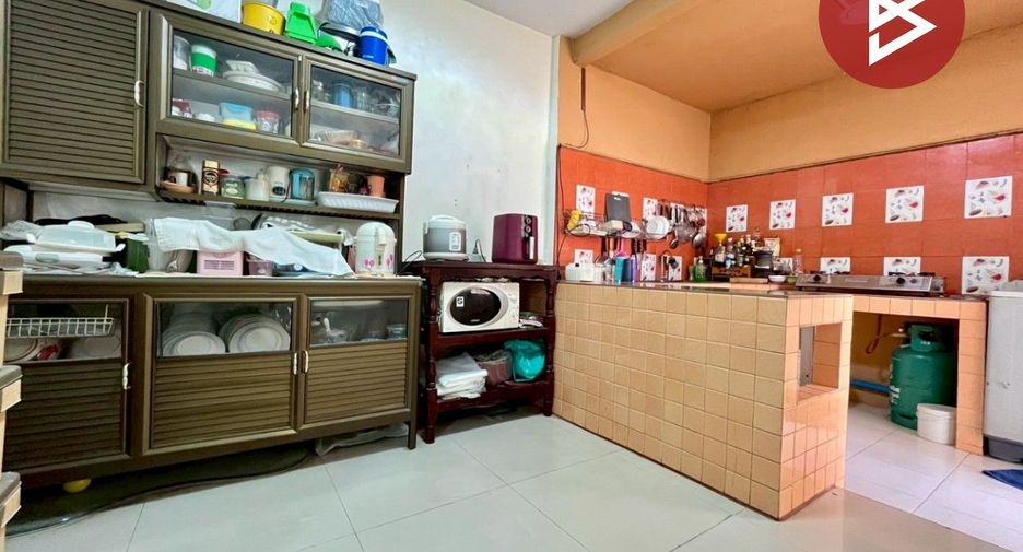 For sale 4 bedrooms townhouse in Bang Phli, Samut Prakan