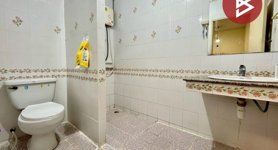 For sale 4 bedrooms townhouse in Bang Phli, Samut Prakan