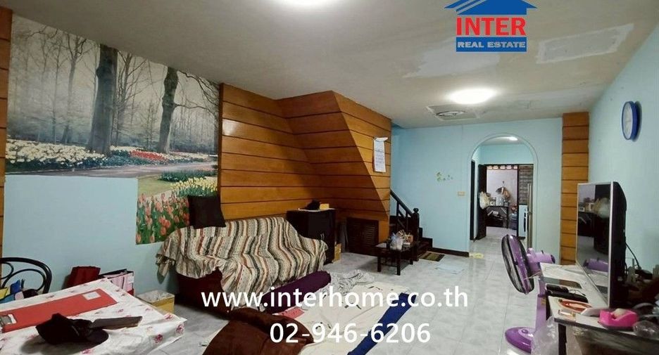 For sale 3 bedrooms townhouse in Bang Khen, Bangkok
