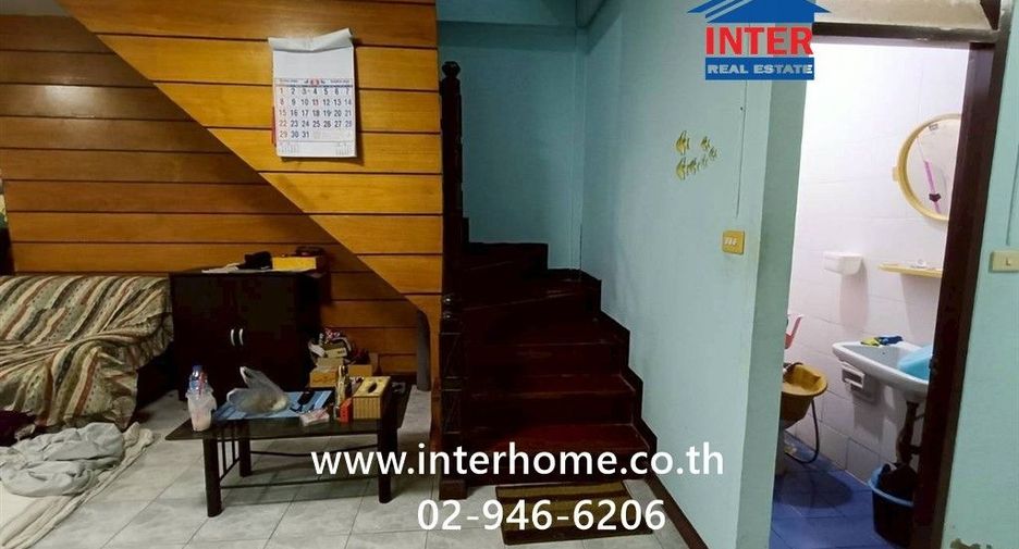 For sale 3 bedrooms townhouse in Bang Khen, Bangkok