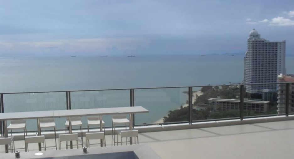 For rent 2 bedrooms condo in Bang Lamung, Chonburi