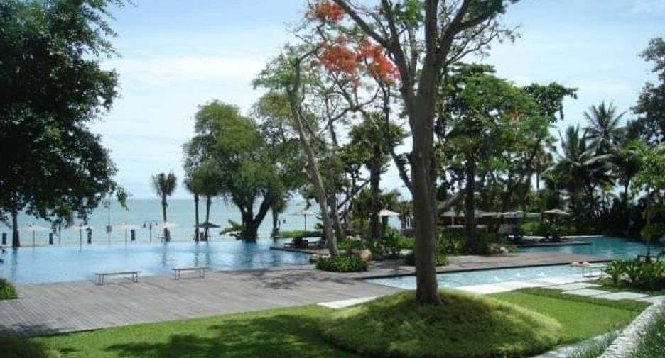 For rent 2 bedrooms condo in Bang Lamung, Chonburi