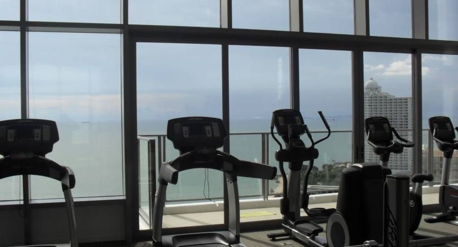 For rent 2 bedrooms condo in Bang Lamung, Chonburi