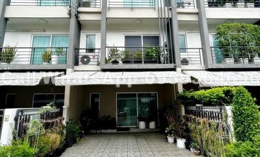 Reihenhaus zur Miete und zum Kauf mit 3 Zimmer in Prawet, Bangkok