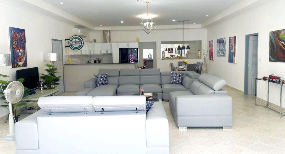 Casa en venta de 12 habitaciones en Bang Lamung, Chonburi