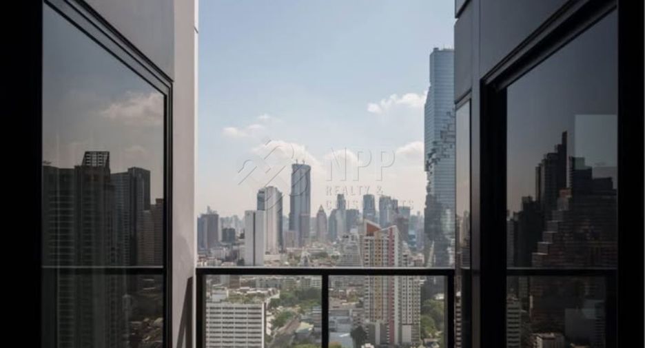For rent 2 bedrooms condo in Sathon, Bangkok