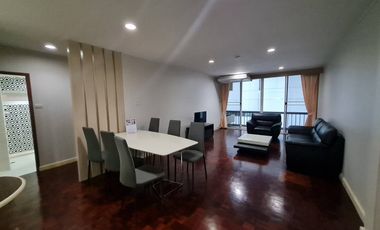 For rent 2 bedrooms apartment in Watthana, Bangkok