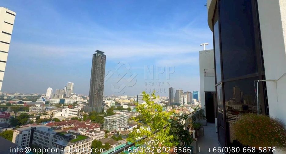 Condo en alquiler de 3 habitaciones en Watthana, Bangkok