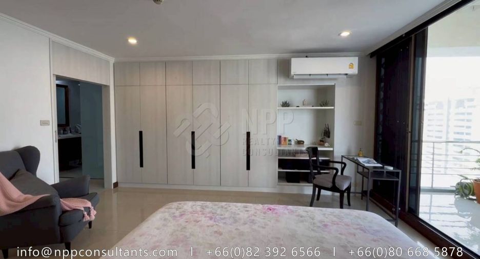 Condo en alquiler de 3 habitaciones en Watthana, Bangkok