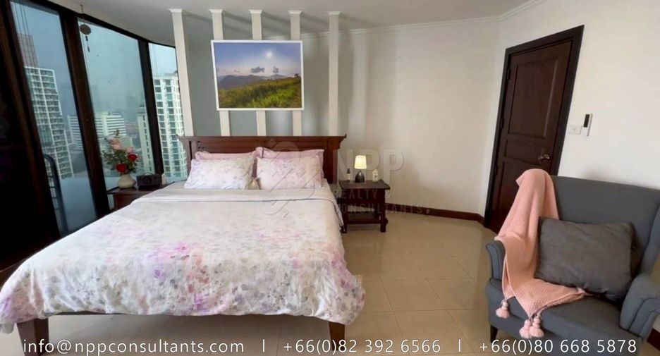 Condo en alquiler de 3 habitaciones en Watthana, Bangkok