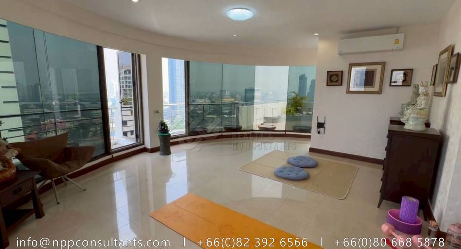 Condo en alquiler de 3 habitaciones en Watthana, Bangkok
