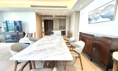 For rent and for sale 2 bedrooms condo in Pathum Wan, Bangkok
