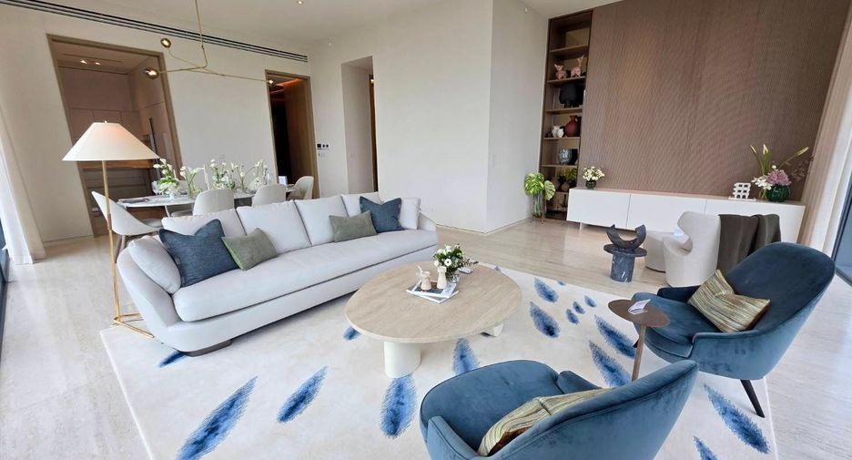 For sale 2 bedrooms condo in Pathum Wan, Bangkok