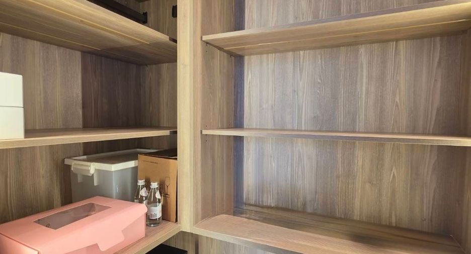 For sale 2 bedrooms condo in Pathum Wan, Bangkok