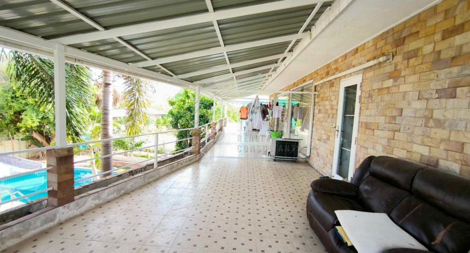 Haus zur Miete mit 5 Zimmer in Cha Am, Phetchaburi