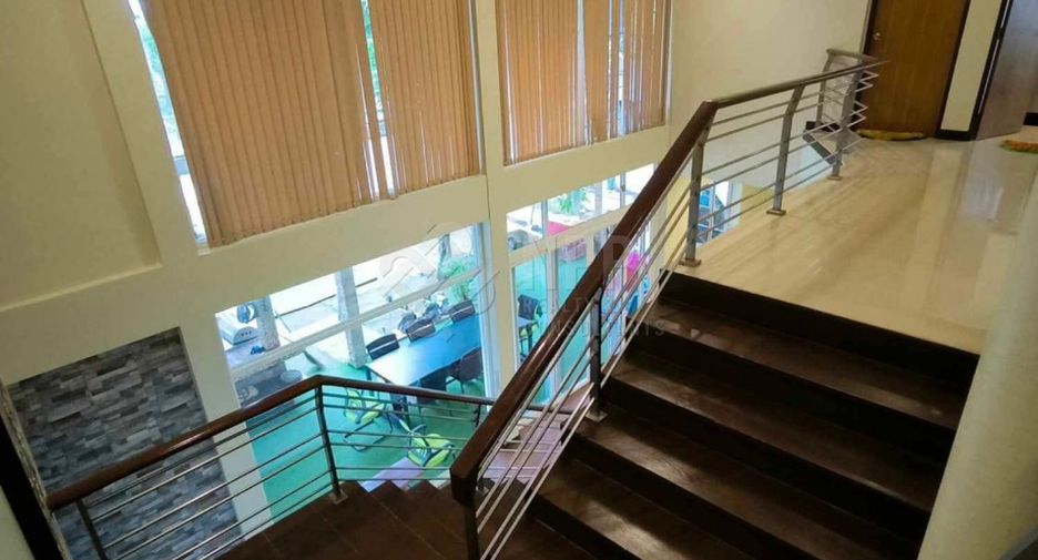 Haus zur Miete mit 5 Zimmer in Cha Am, Phetchaburi