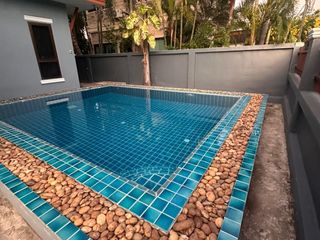 Casa en alquiler de 3 habitaciones en Bang Lamung, Chonburi