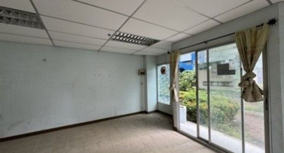 Wohnung zum Kauf mit 1 Zimmer in Prawet, Bangkok