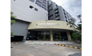For sale 1 bed condo in Huai Khwang, Bangkok
