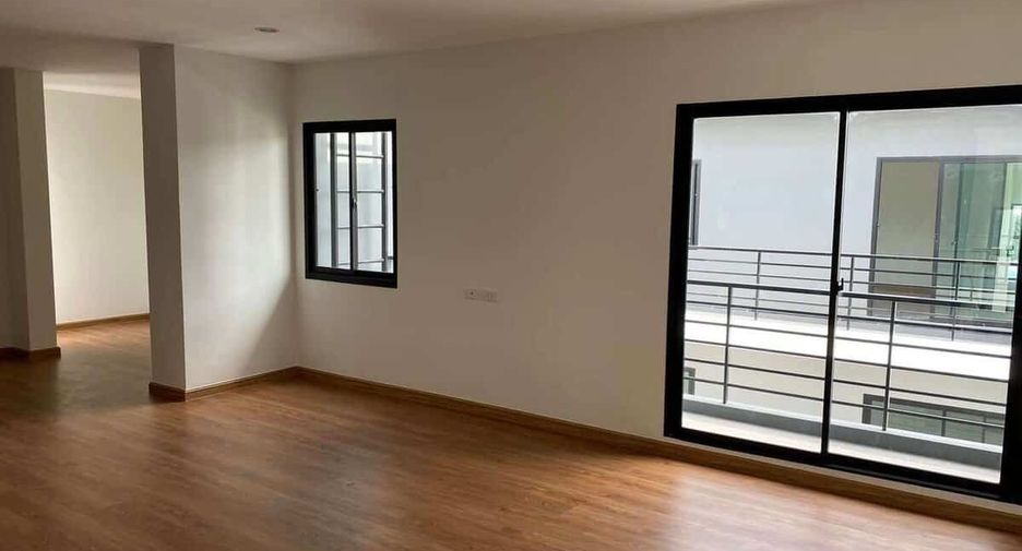 For rent 6 bedrooms office in Bang Phli, Samut Prakan