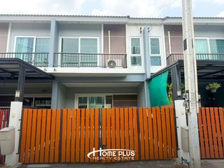 For sale 3 bedrooms townhouse in Si Racha, Chonburi