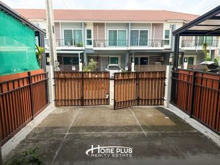For sale 3 bedrooms townhouse in Si Racha, Chonburi