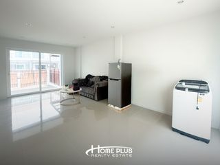 For sale 3 bedrooms townhouse in Si Racha, Chonburi