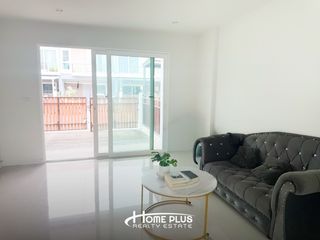 For sale 3 bedrooms townhouse in Si Racha, Chonburi