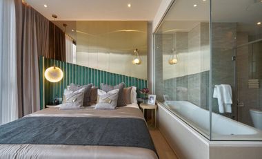 À vendre 5 chambres condo à Huai Khwang, Bangkok