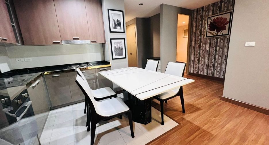 Condo en alquiler de 2 habitaciones en Bang Na, Bangkok