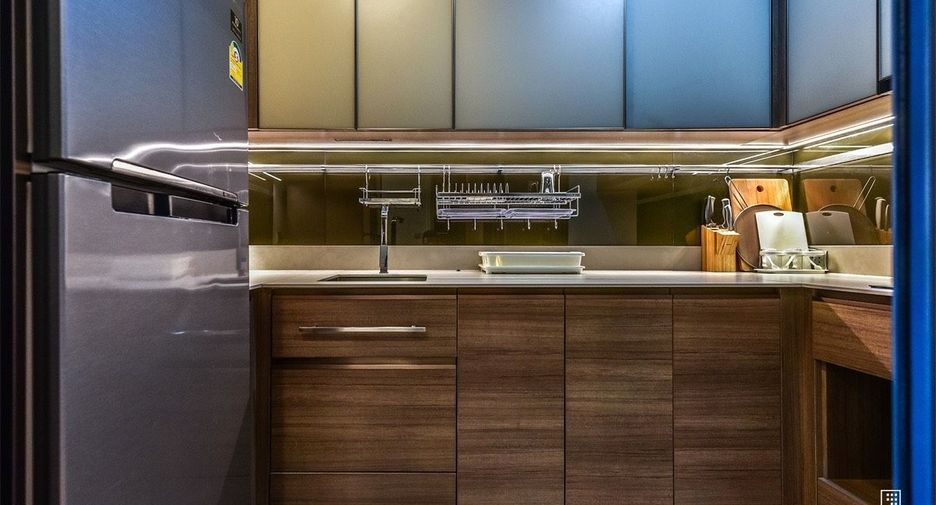 For rent 1 bed condo in Phaya Thai, Bangkok